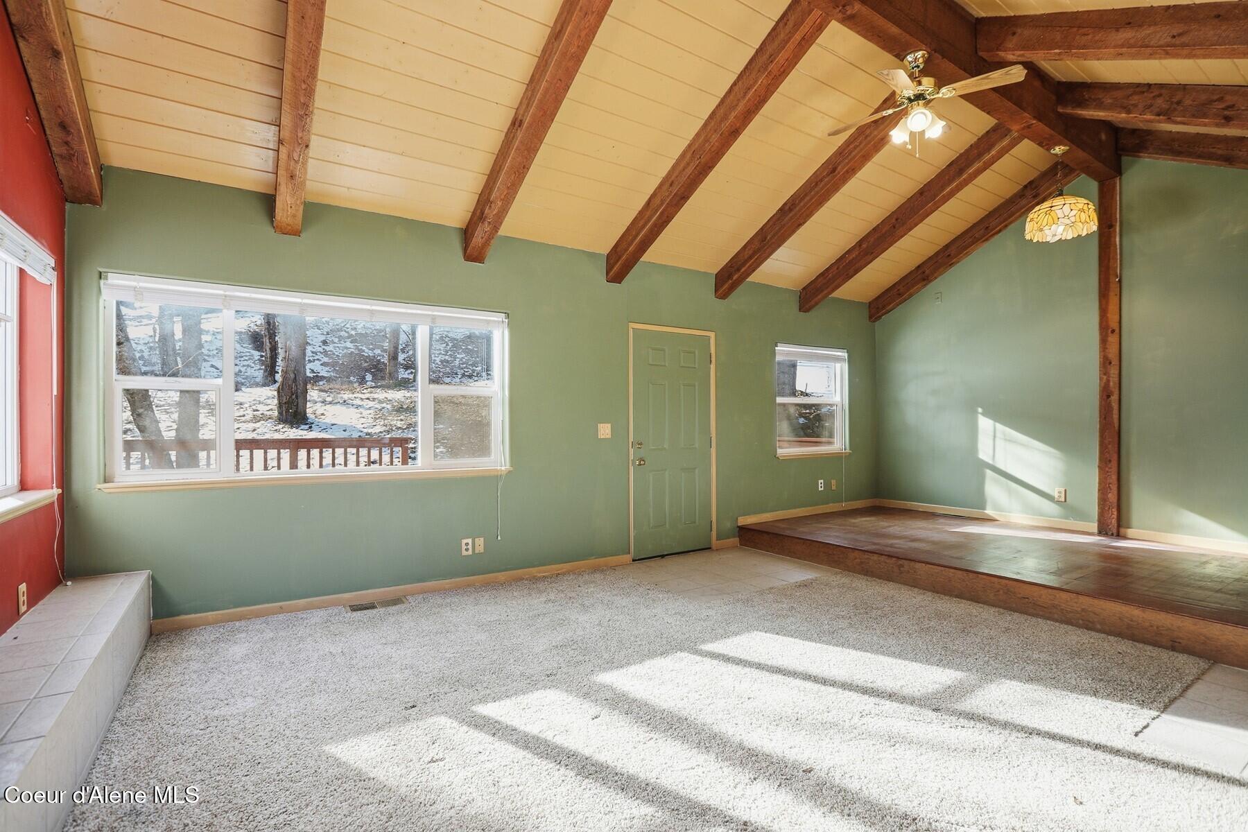 1020 Mill Street Wardner, ID 83837 - Photo 12 of 44 Great Room