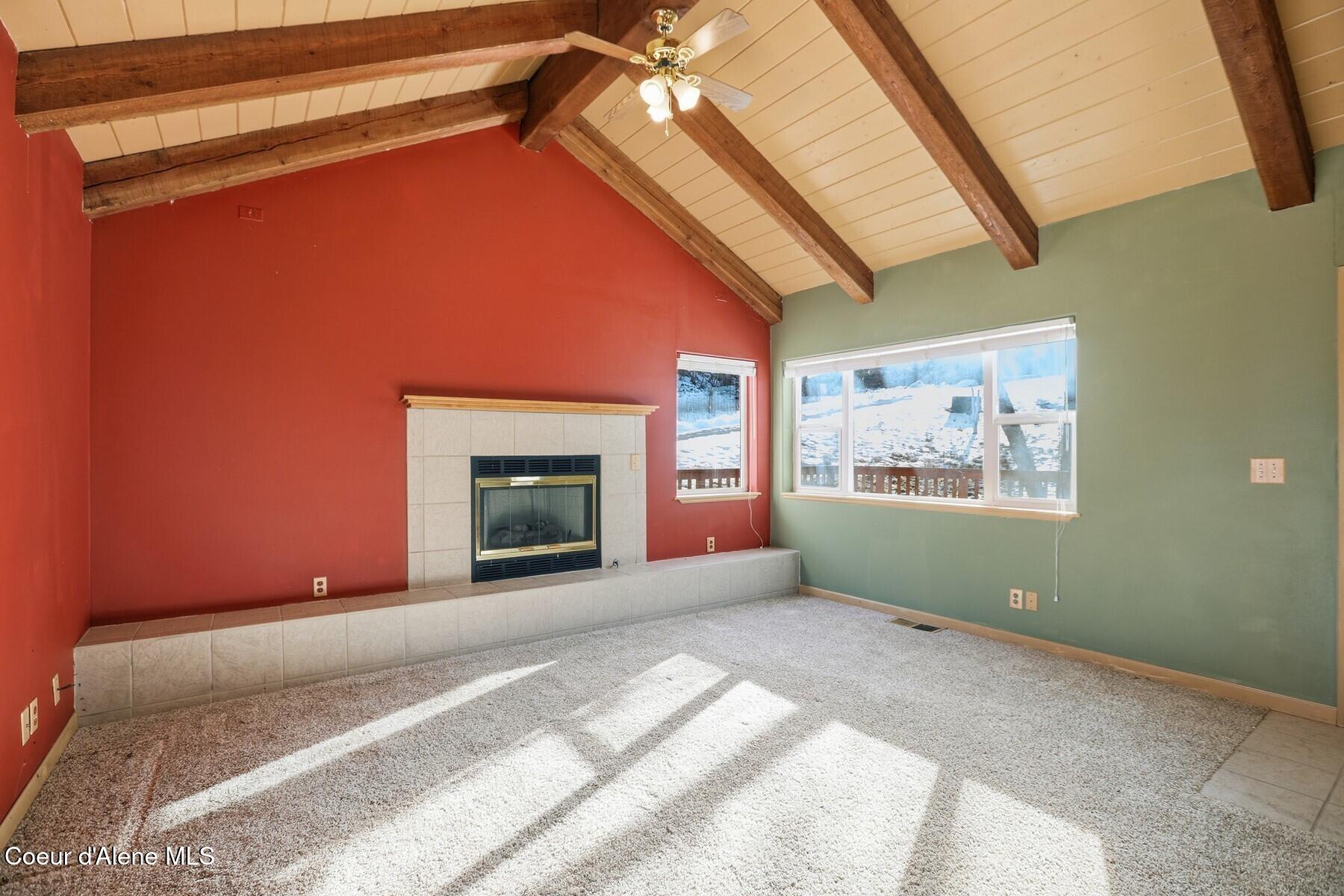 1020 Mill Street Wardner, ID 83837 - Photo 13 of 44 Great Room