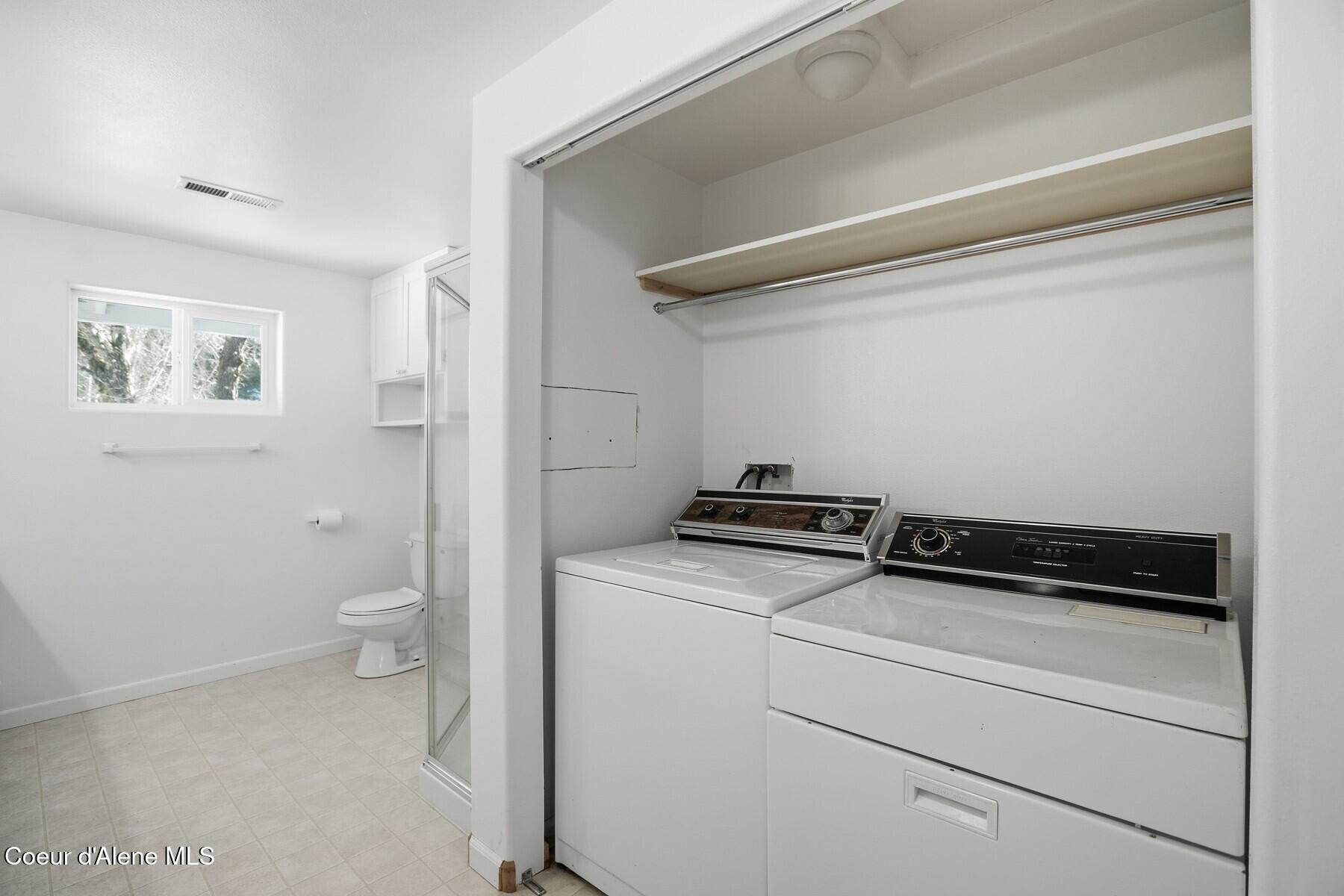 1020 Mill Street Wardner, ID 83837 - Photo 18 of 44 Main Floor Laundry Facility