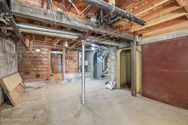 $349,000 | 1020 Mill Street, Wardner, ID 83837