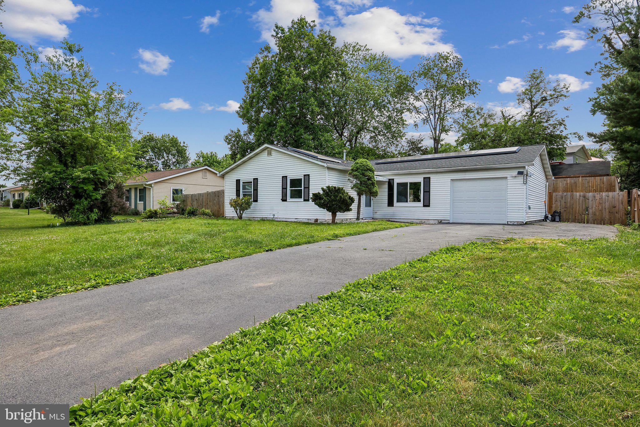 108 North Cypress Road Sterling, VA 20164 - Photo 1 of 23 Gallery Image 1