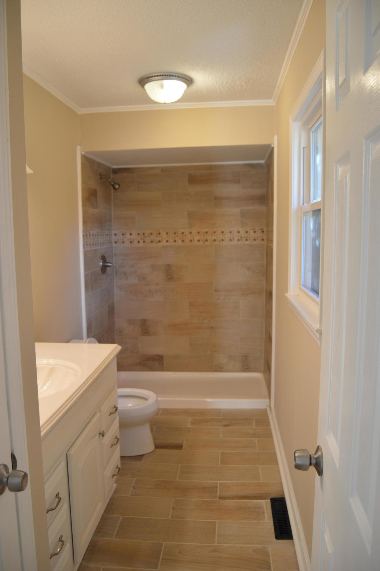 207 Chamblee Road Walterboro, SC 29488 - Photo 11 of 18 Master Bath