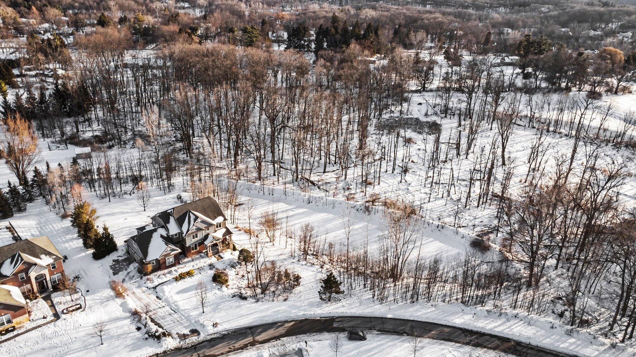 451 Oak Arbor Circle East Rochester, MI 48306 - Photo 41 of 42 049_file_7289