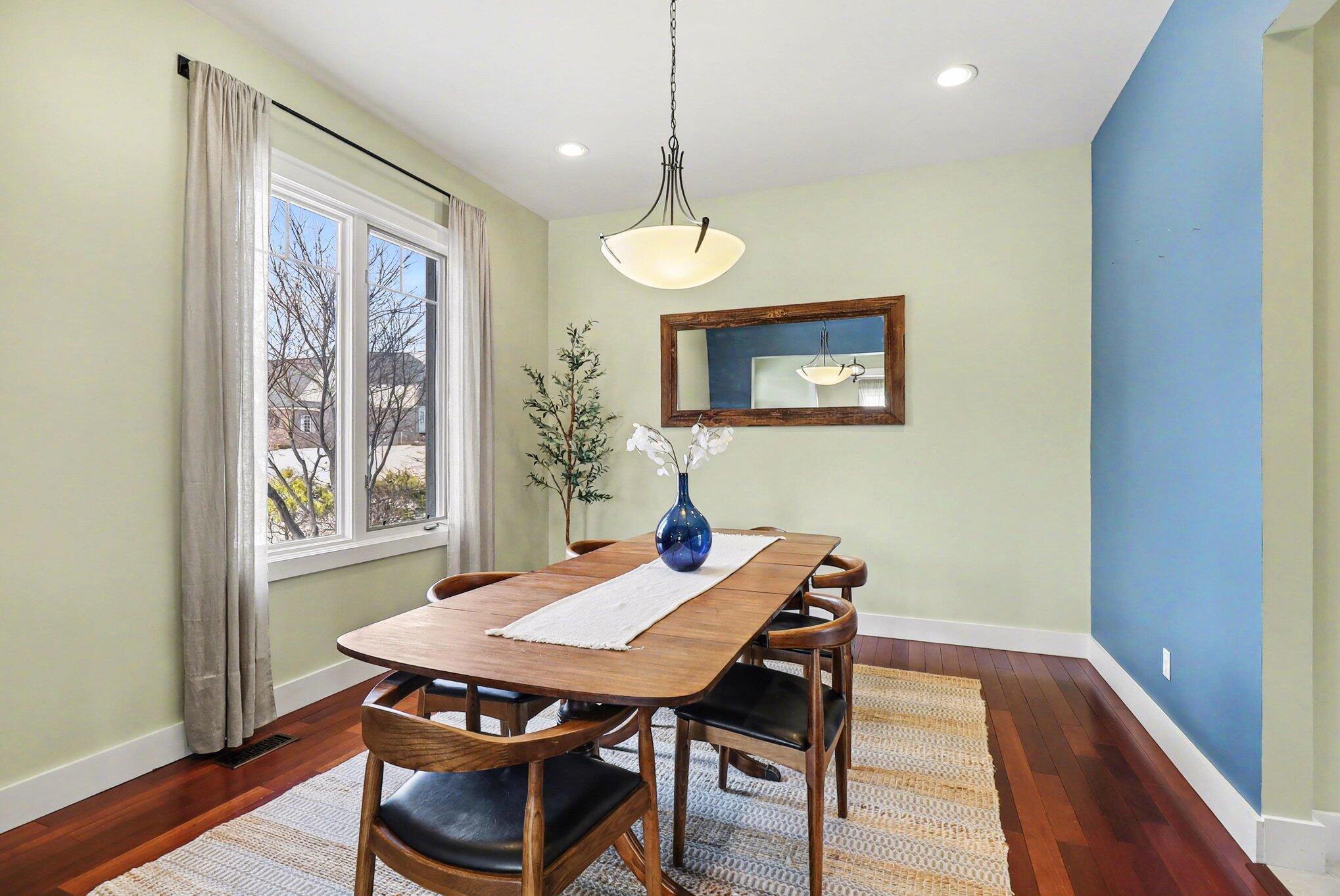 451 Oak Arbor Circle East Rochester, MI 48306 - Photo 7 of 42 013_file_2006