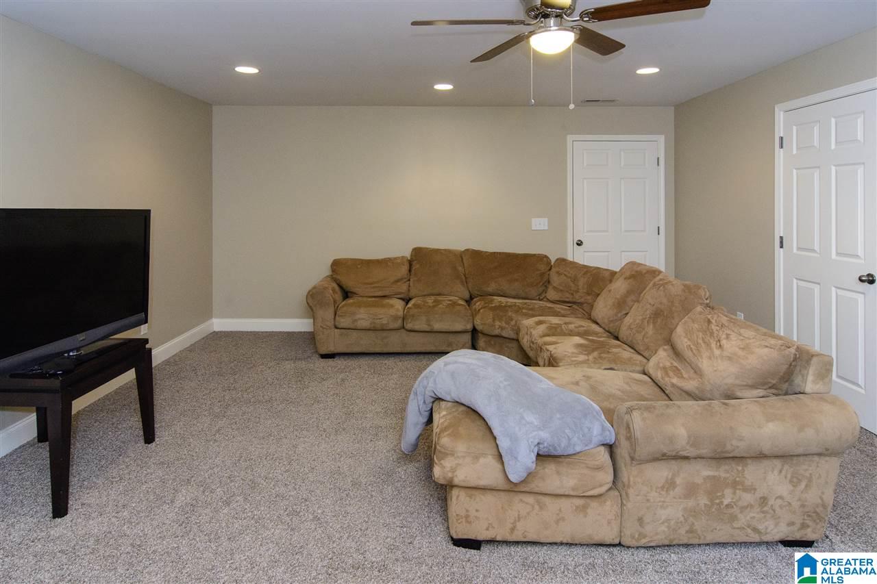 821 Meadow Ridge Lane Birmingham, AL 35242 - Photo 34 of 43