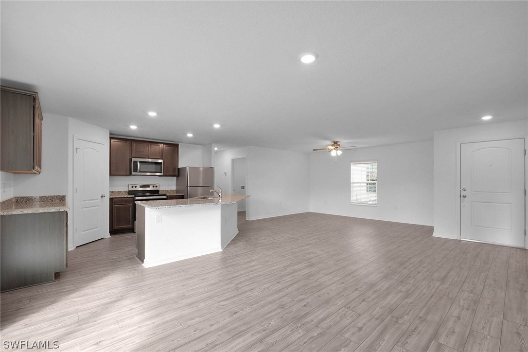 824 Rocaille Avenue Fort Myers, FL 33913 - Photo 3 of 9 Gallery Image 3