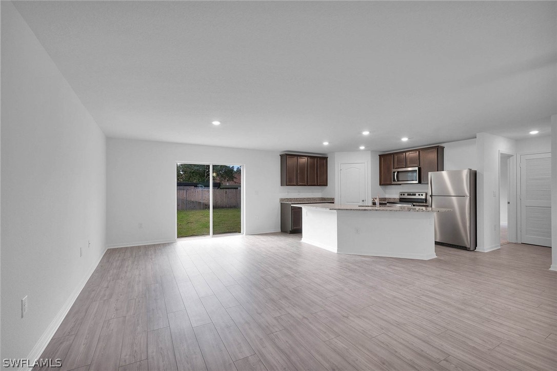 824 Rocaille Avenue Fort Myers, FL 33913 - Photo 4 of 9 Gallery Image 4
