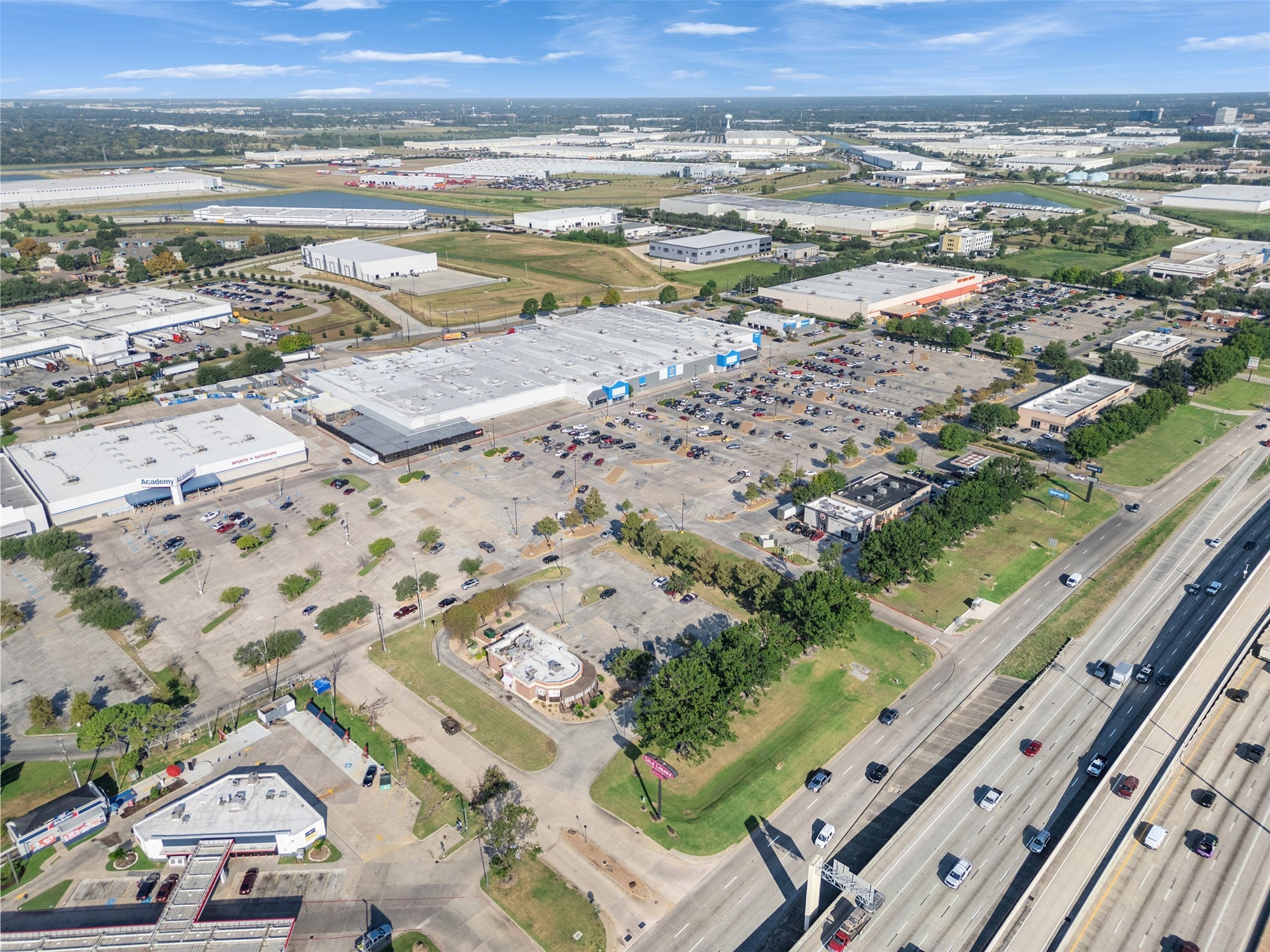 151 West Road Houston, TX 77037 - Photo 11 of 35