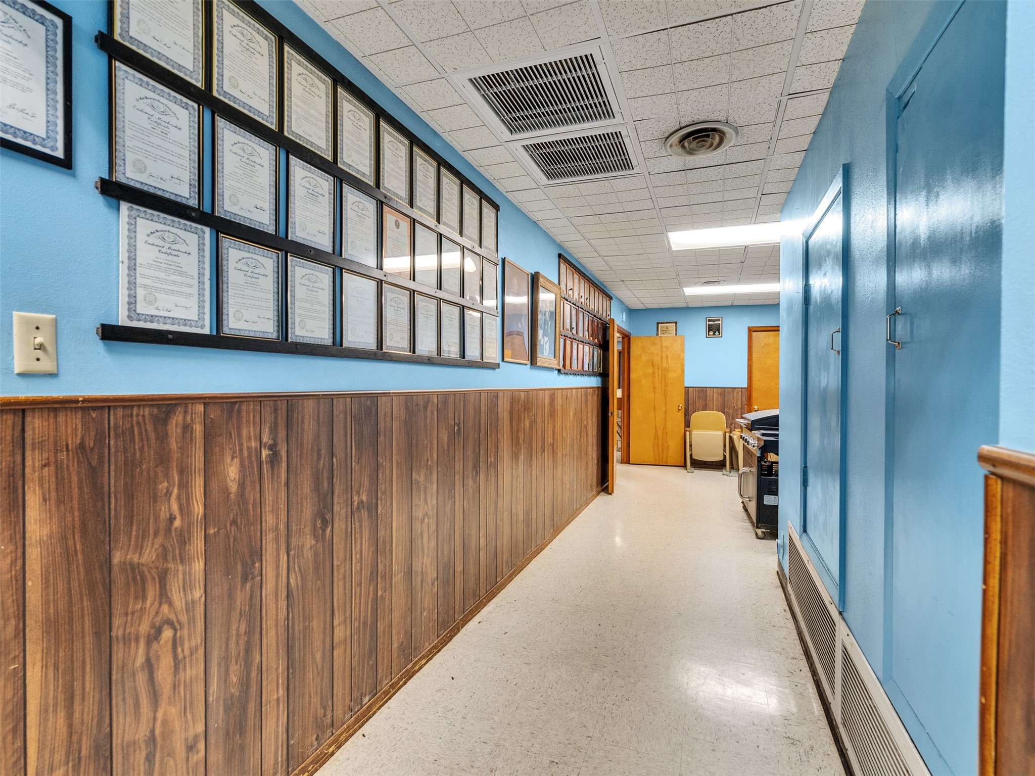 151 West Road Houston, TX 77037 - Photo 22 of 35 Hallway connecting to dining hall