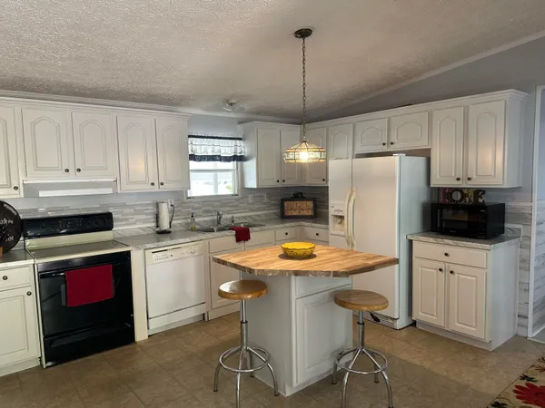 $175,000 | 1510 Southwest 35th Circle, Okeechobee, FL 34974