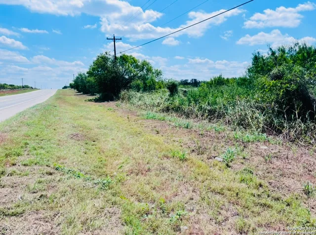 $250,000 | 0 North State Highway 16, Jourdanton, TX 78026