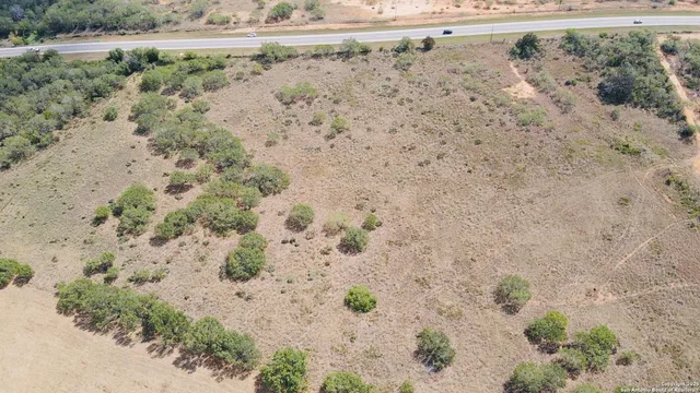 $250,000 | 0 North State Highway 16, Jourdanton, TX 78026