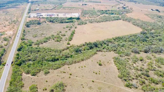 $250,000 | 0 North State Highway 16, Jourdanton, TX 78026