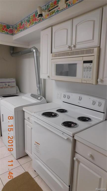 4041 West Maple Road Bloomfield Hills, MI 48301 - Photo 21 of 43
