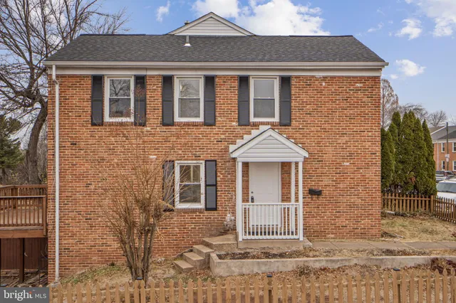 $399,900 | 9636 Aspen Place, Manassas, VA 20110