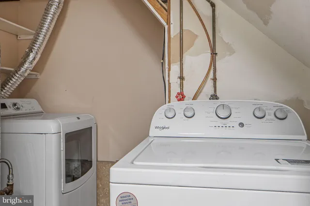 $399,900 | 9636 Aspen Place, Manassas, VA 20110