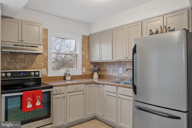 $399,900 | 9636 Aspen Place, Manassas, VA 20110