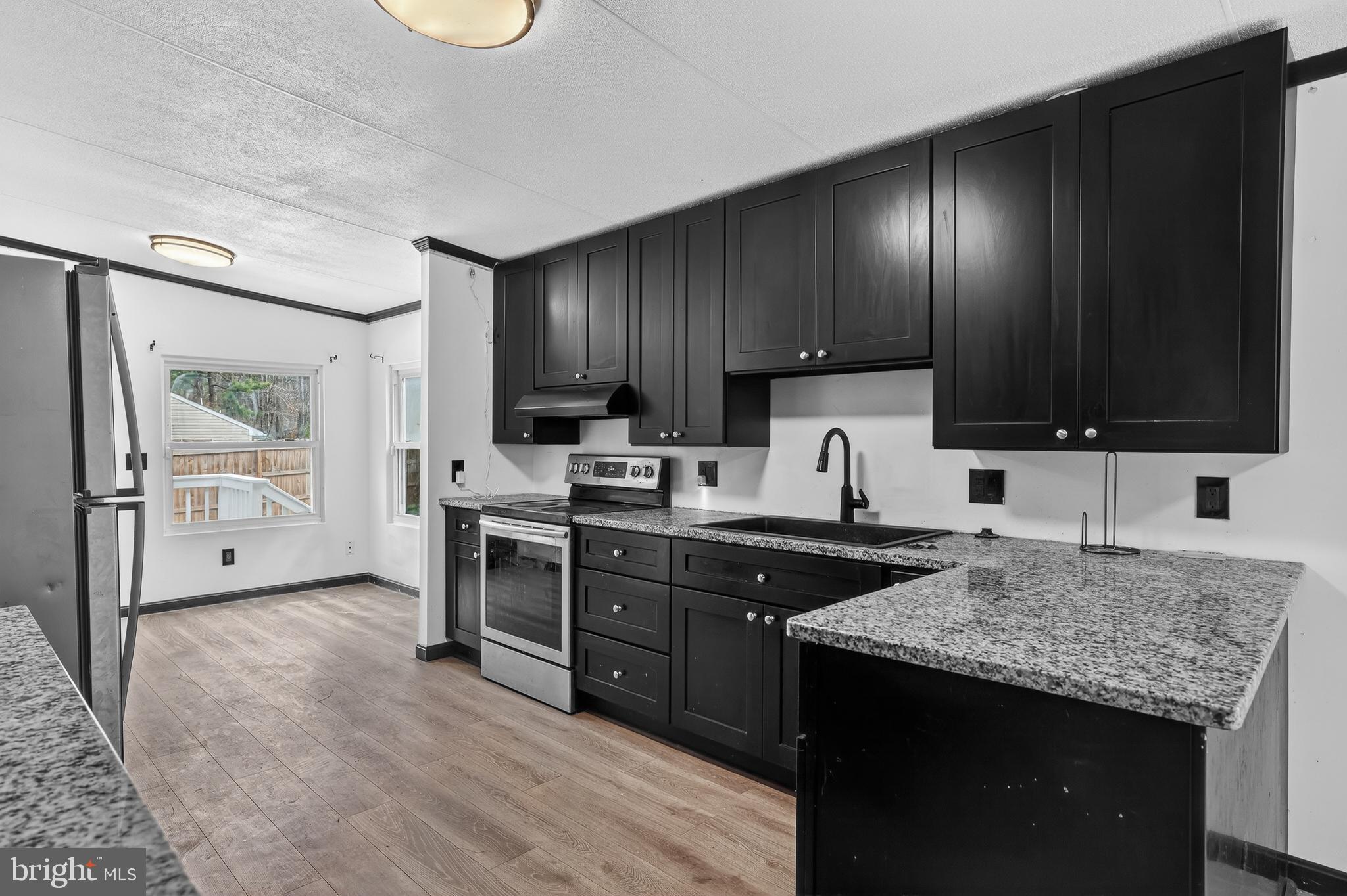 4901 Partlow Road Partlow, VA 22534 - Photo 21 of 47 full kitchen with breakfast table area