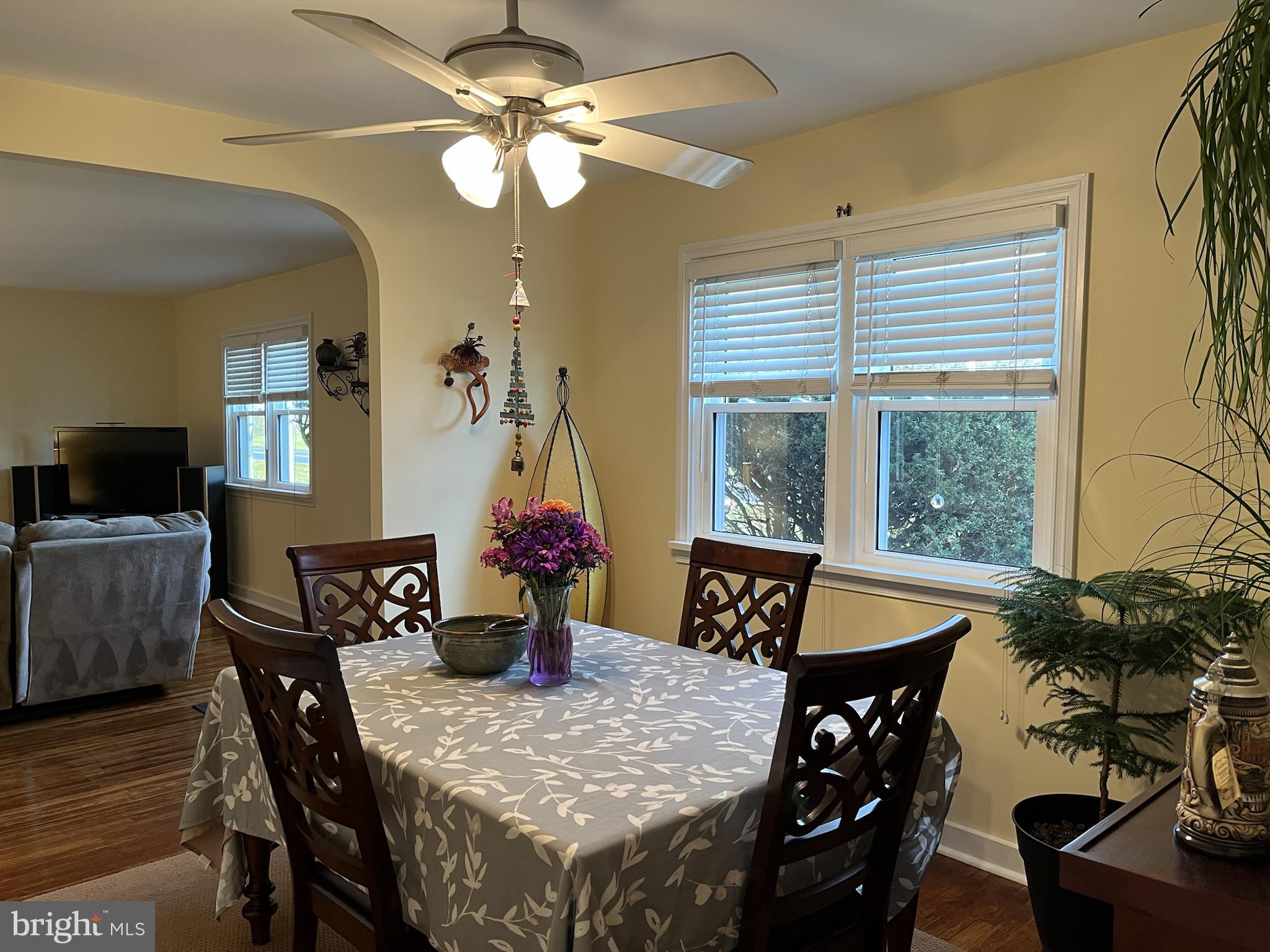 619 Elroy Road Souderton, PA 18964 - Photo 18 of 43 Dining room