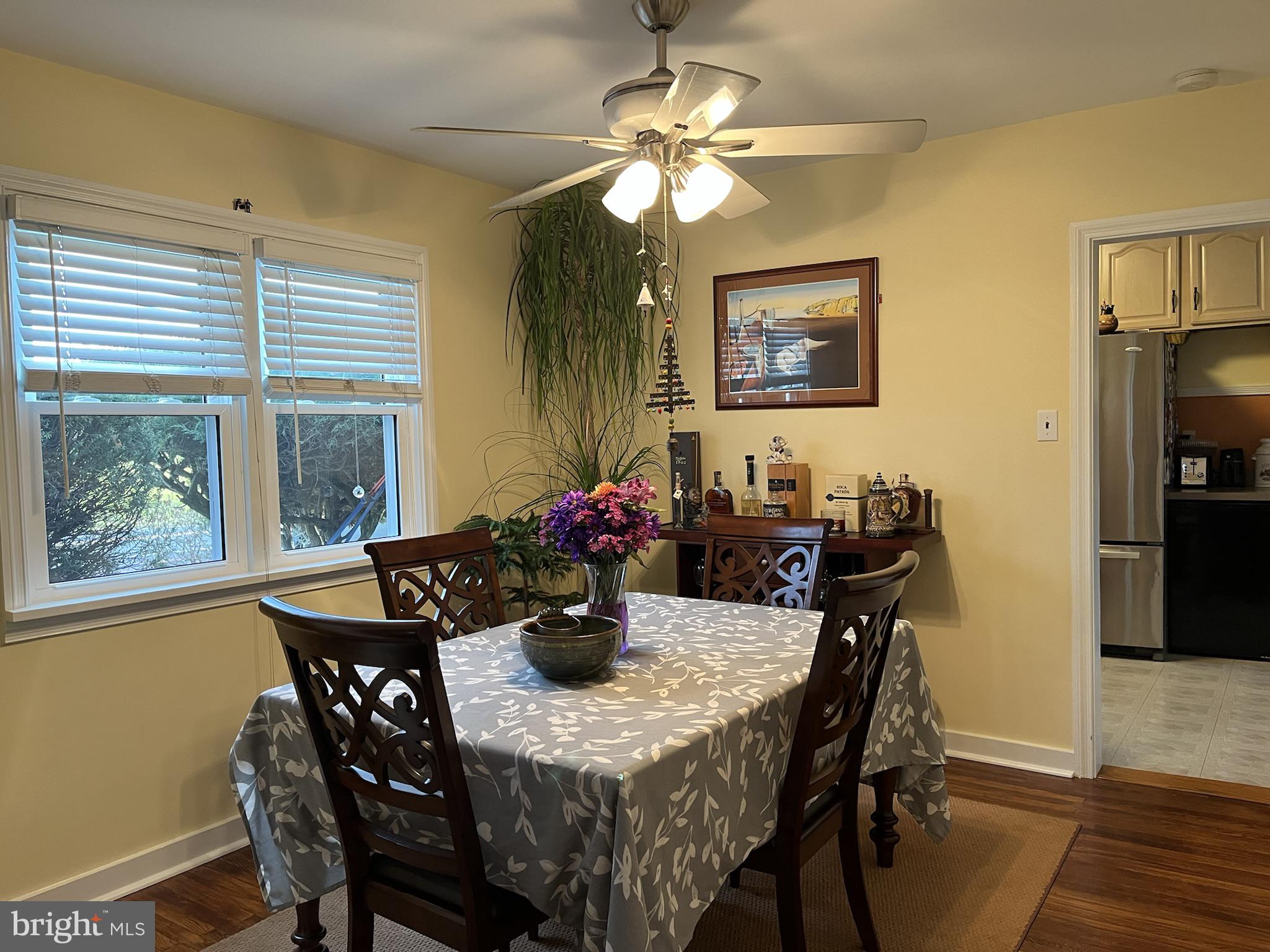 619 Elroy Road Souderton, PA 18964 - Photo 19 of 43 Dining room