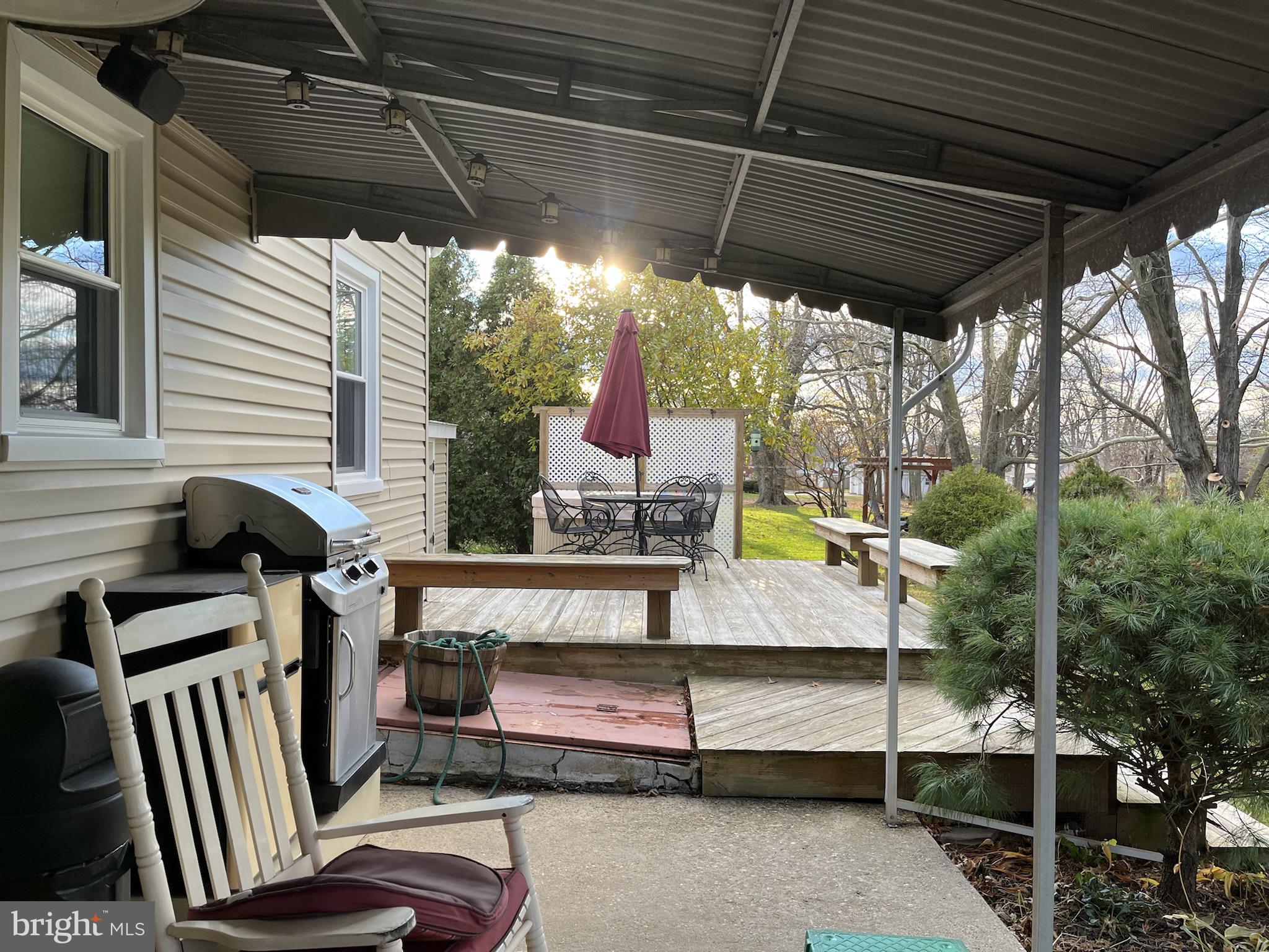 619 Elroy Road Souderton, PA 18964 - Photo 9 of 43 Covered patio
