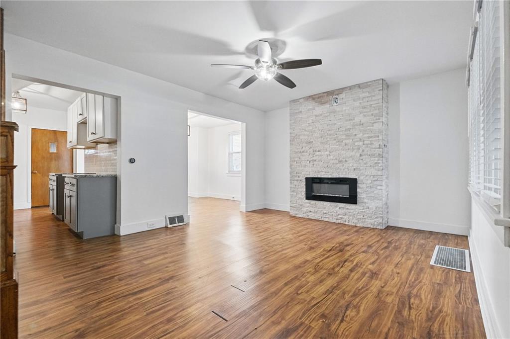 332 Reifert Street Pittsburgh, PA 15210 - Photo 4 of 28