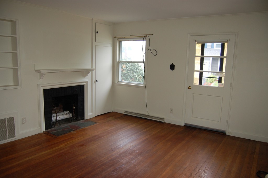 10 Pilgrim Road Woburn, MA 01801 - Photo 7 of 15 Gallery Image 7