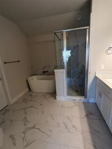 $2,550 | 637 The Cottages Drive, Godley, TX 76044