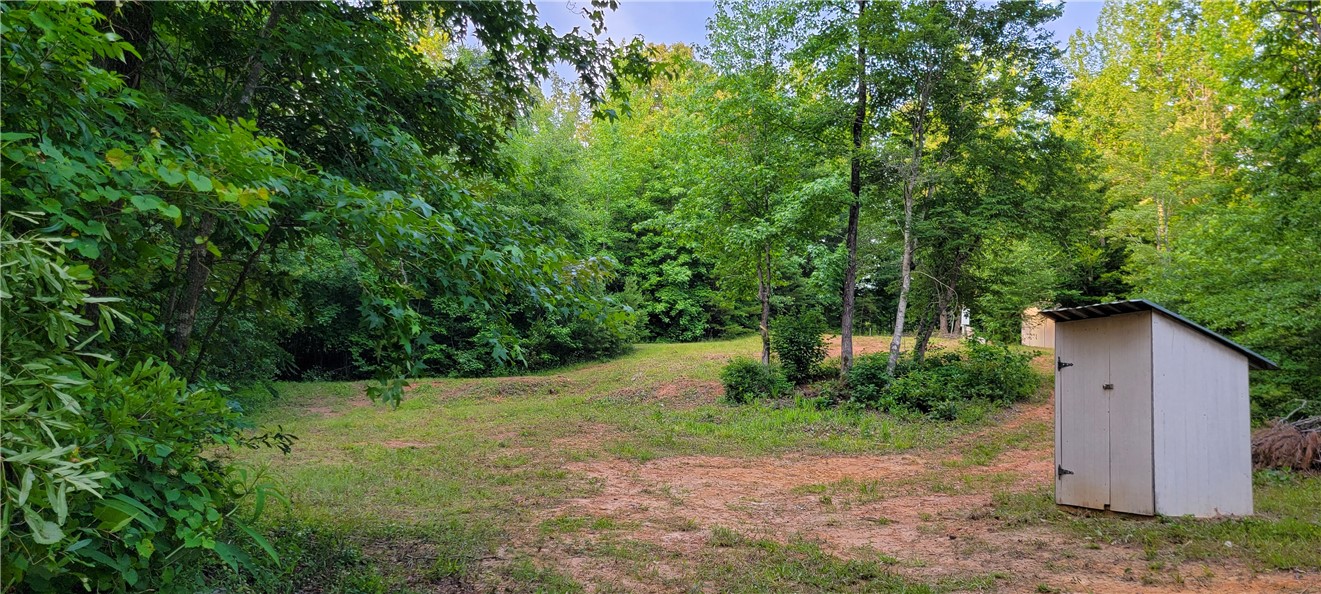 116 Cooper Road Westminster, SC 29693 - Photo 8 of 16 Gallery Image 8