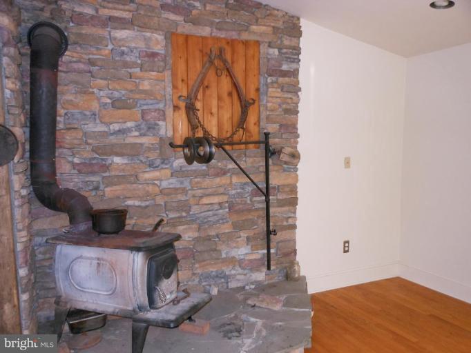 1718 Brooks Road Freeland, MD 21053 - Photo 3 of 7 Living Room
