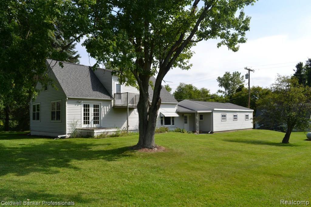 194 North Maple Leaf Road Lapeer, MI 48446 - Photo 7 of 28