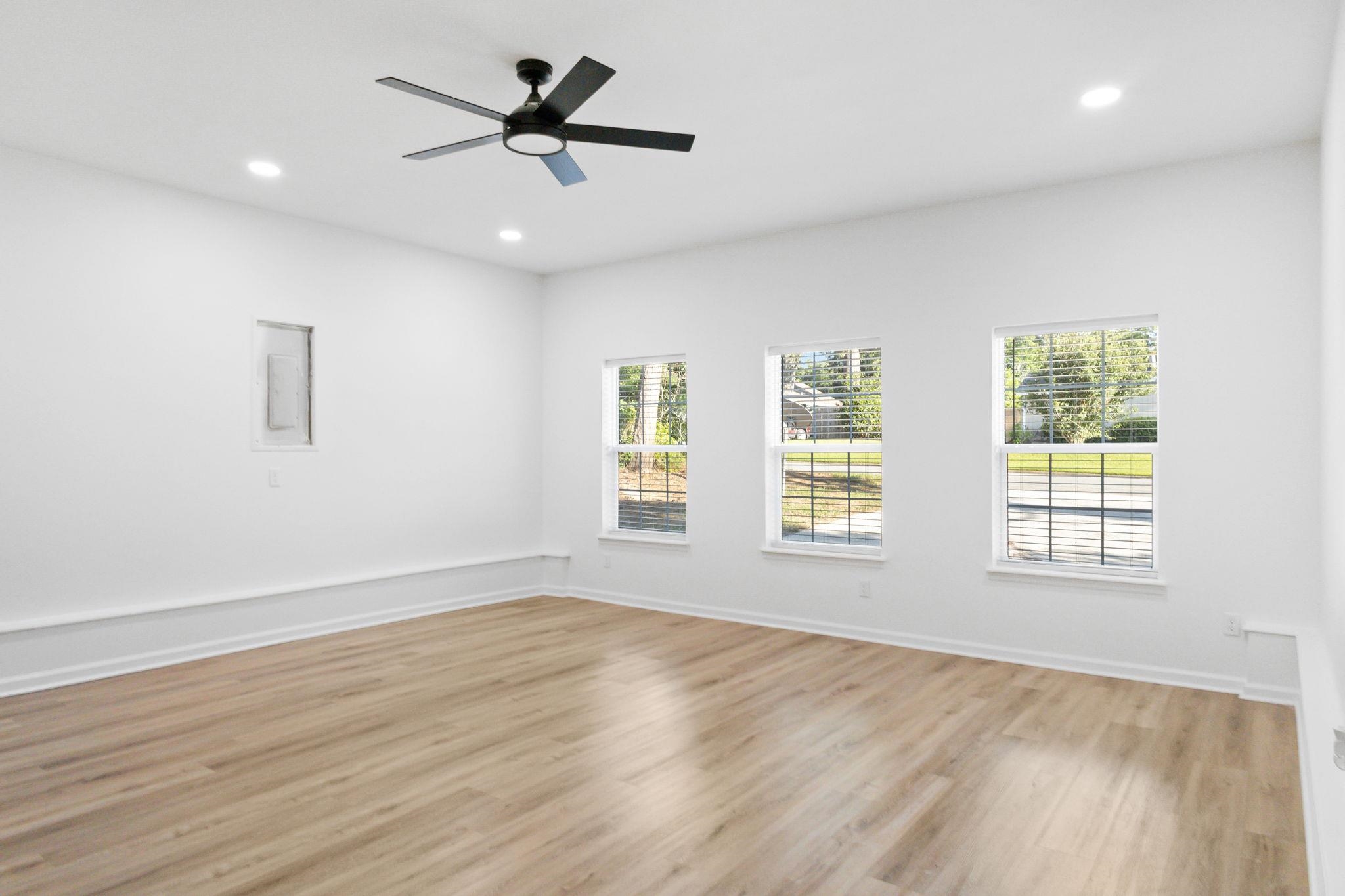 236 Timberlane Road Tallahassee, FL 32312 - Photo 9 of 37