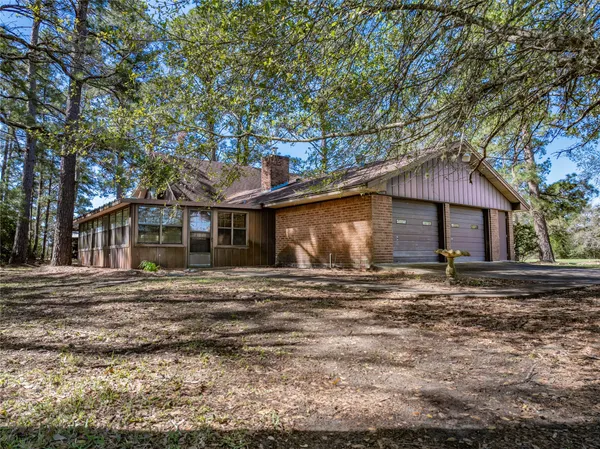 $699,000 | 414 Giese Lane, La Grange, TX 78945