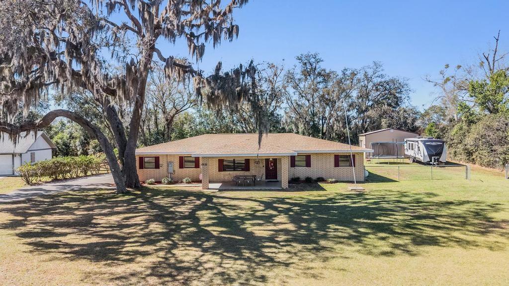 3835 Florida Ranch Boulevard Zephyrhills, FL 33541 - Photo 1 of 47