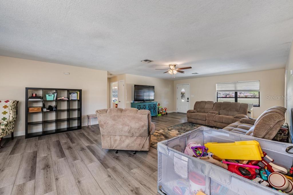 3835 Florida Ranch Boulevard Zephyrhills, FL 33541 - Photo 28 of 47