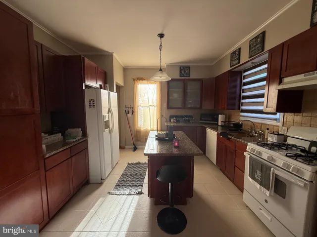 $435,000 | 26 Franklin Street, Vauxhall, NJ 07088