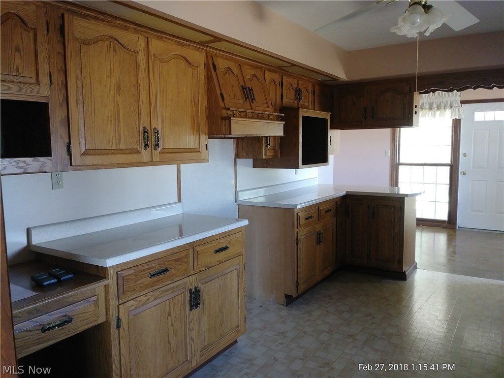 12585 Amish Ridge Road Mount Perry, OH 43760 - Photo 12 of 32 Gallery Image 12