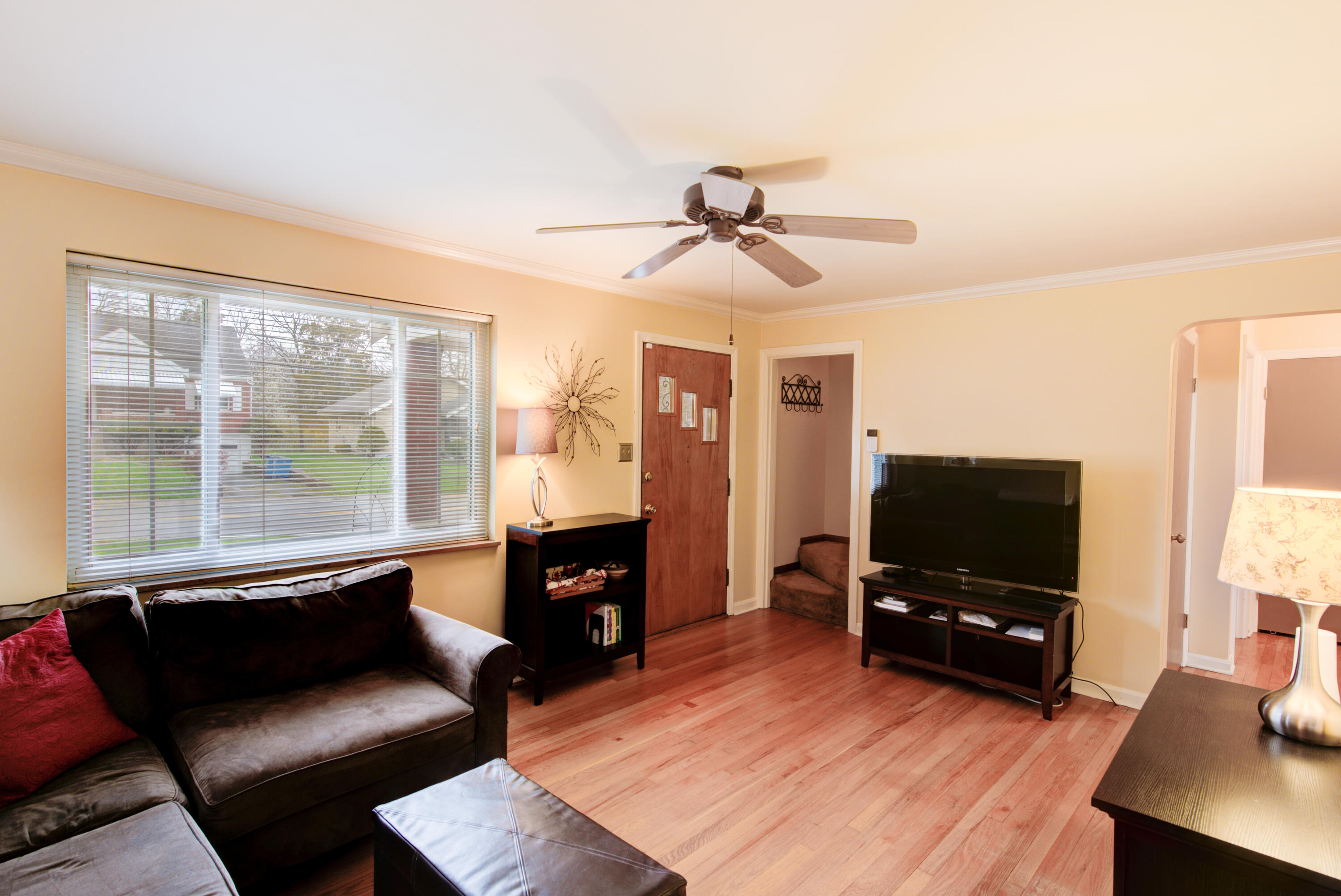 311 Stevenson Road Erlanger, KY 41018 - Photo 5 of 35 5-print-Living_Room_1