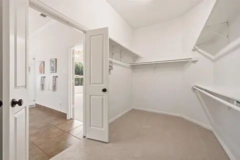 an empty room with a empty space