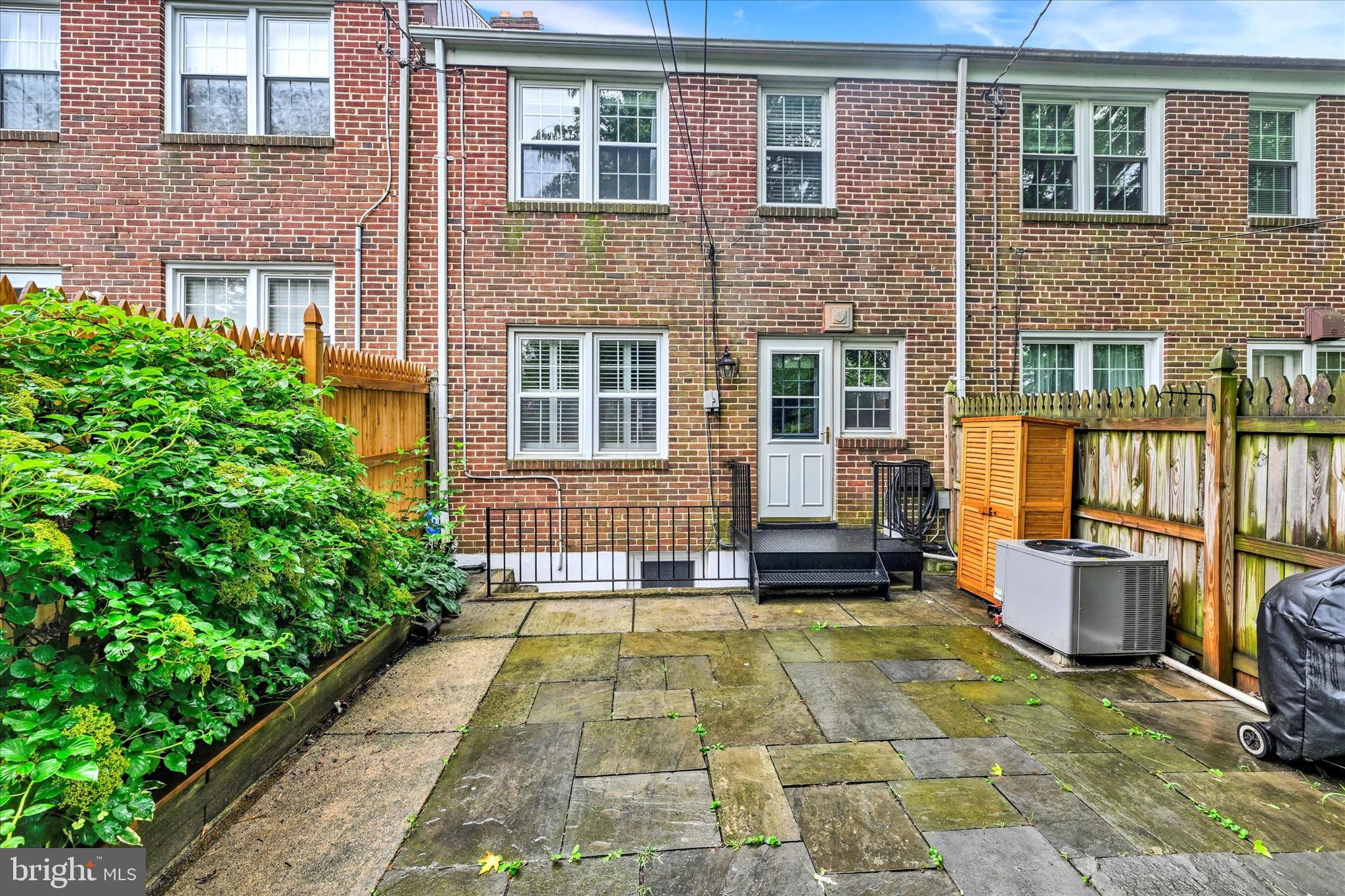 436 Old Trail Baltimore, MD 21212 - Photo 25 of 32 a view of a house with a patio