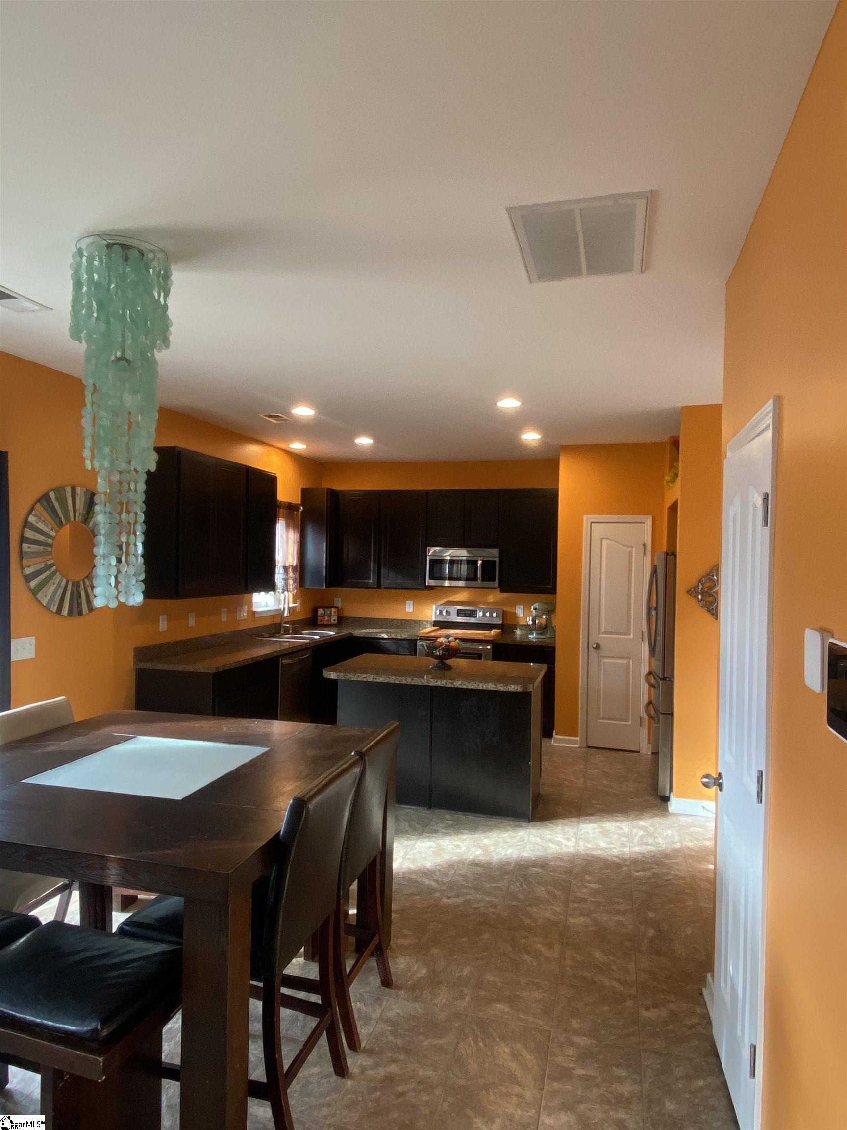 421 Riverdale Road Simpsonville, SC 29680 - Photo 14 of 19 Gallery Image 14