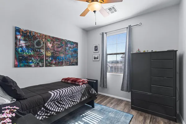 $2,300 | 3846 East Palmer Street, Gilbert, AZ 85298