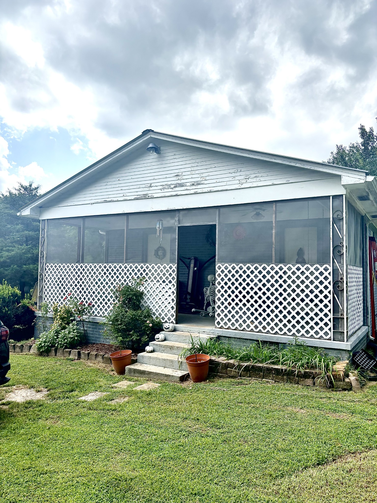 985 CCC Road McEwen, TN 37101 - Photo 1 of 37 Gallery Image 1