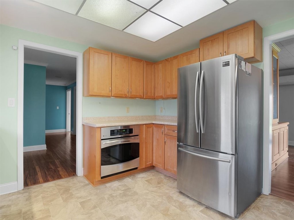 6479 East Port Bay Road Wolcott, NY 14590 - Photo 7 of 42