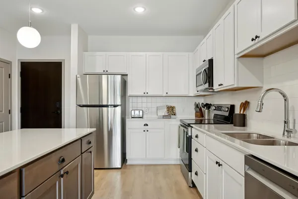 $2,145 | 7980 Rose Street, Victoria, MN 55386