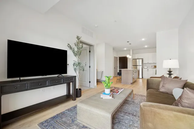 $2,145 | 7980 Rose Street, Victoria, MN 55386