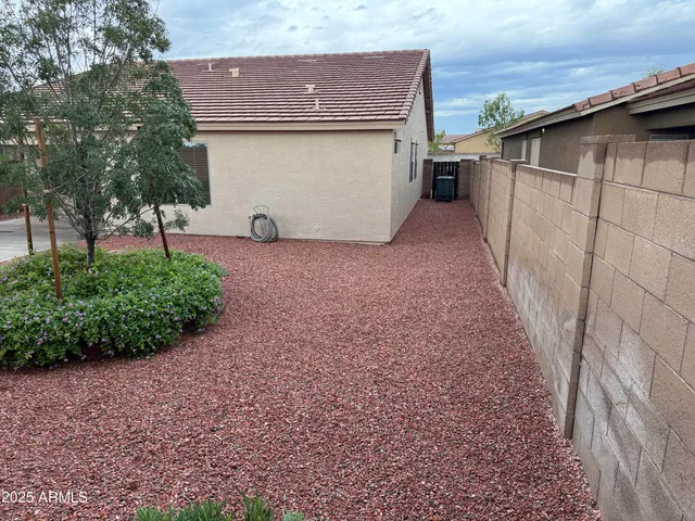 $1,600 | 2378 Greenbrier Lane, Casa Grande, AZ 85122