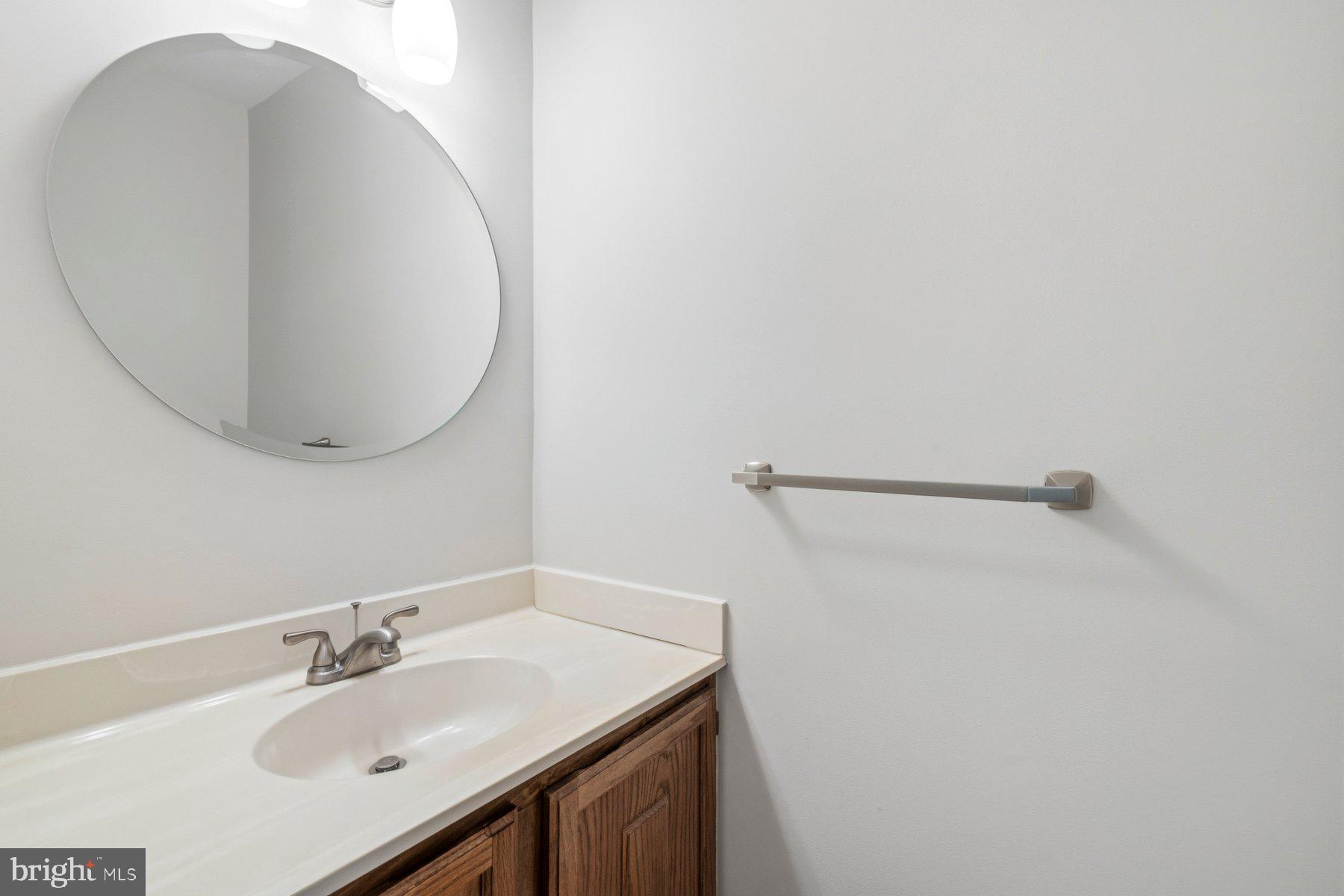 5539 Ridgeton Hill Court Fairfax, VA 22032 - Photo 13 of 33 Gallery Image 13
