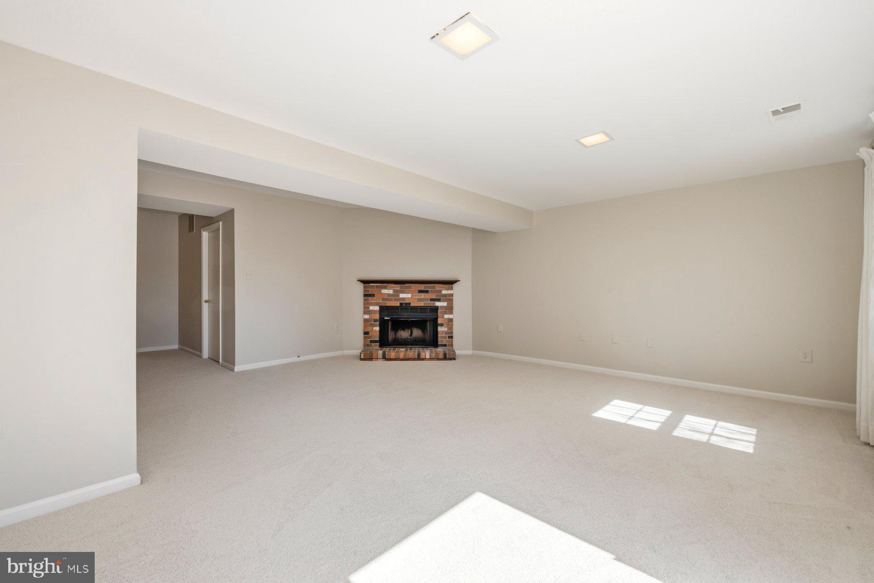 5539 Ridgeton Hill Court Fairfax, VA 22032 - Photo 24 of 33 Gallery Image 24