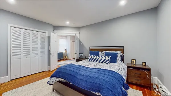 $1,298,000 | 386 Mulry Lane, Lawrence, NY 11559